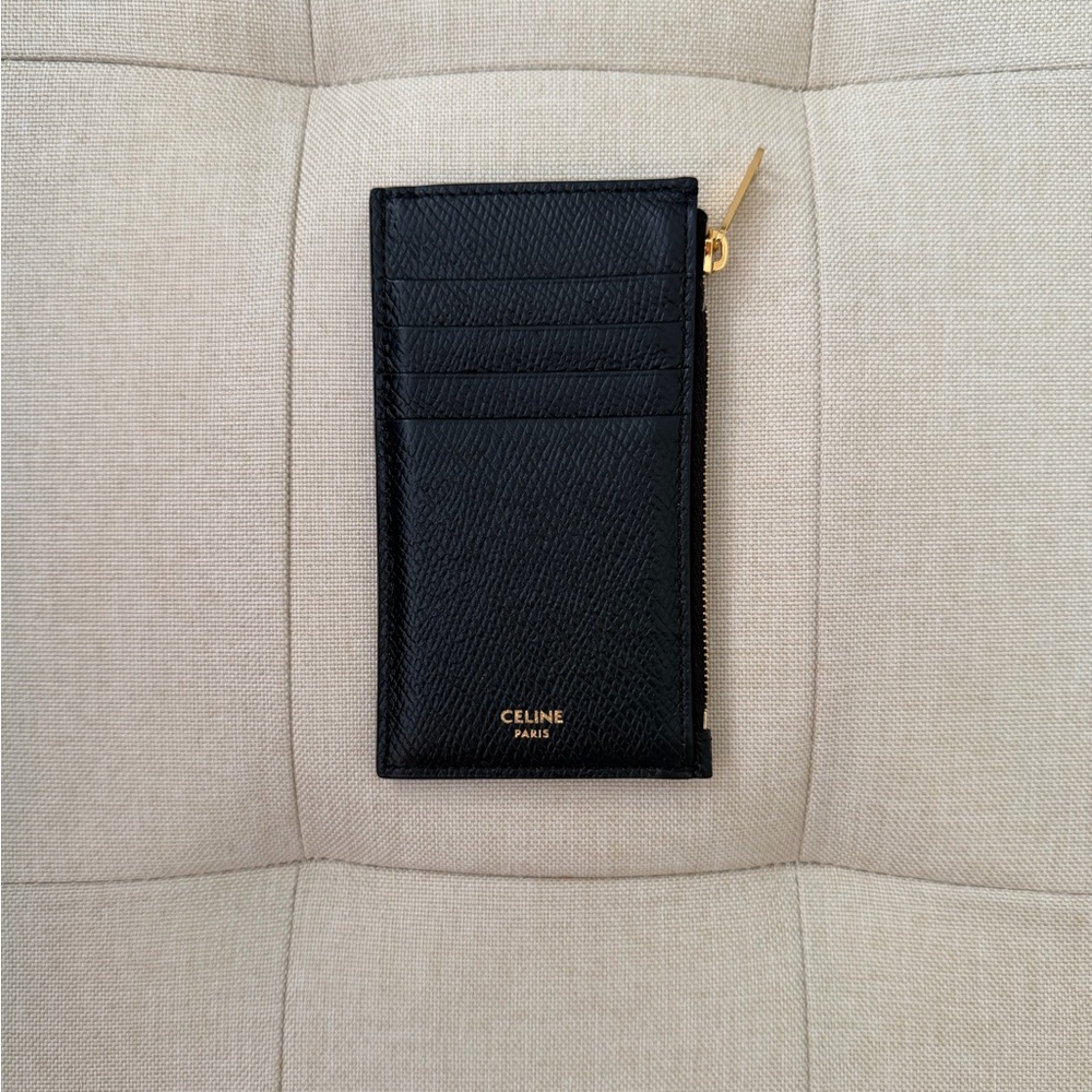 CELINE //  ZIPPED COMPACT CARD HOLDER IN GRAINED CALFSKIN